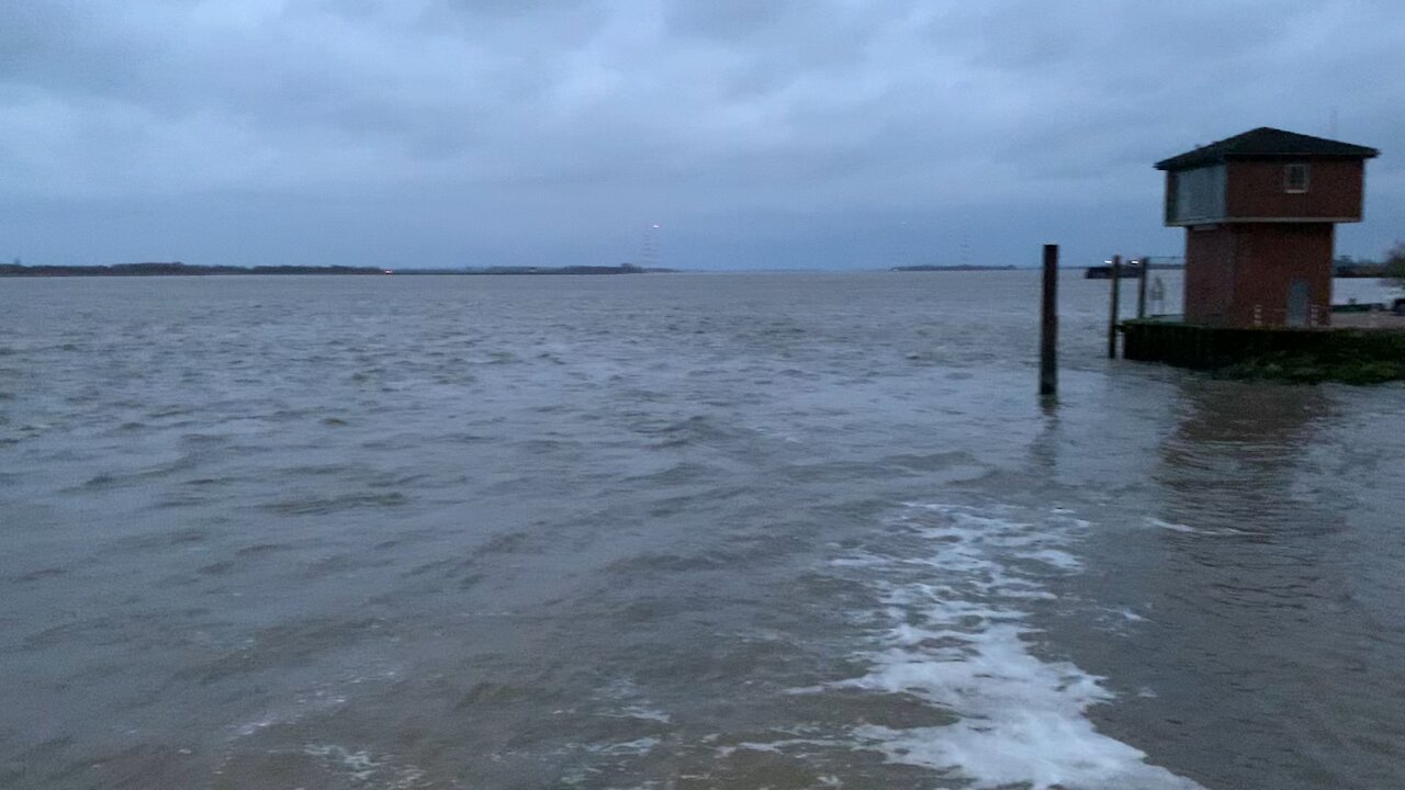 Sea View Elbe Hamburg