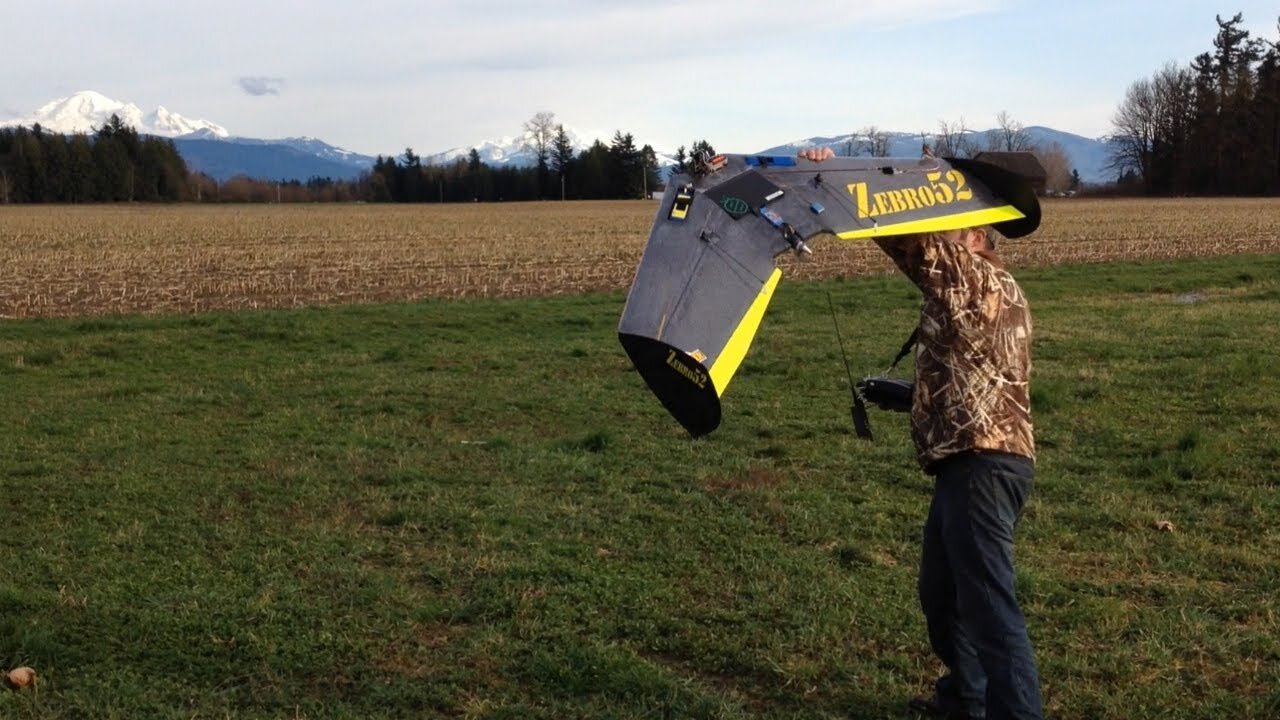 Zebro Flying Wing in Wind with Mount Baker and Twin Sisters in the Background