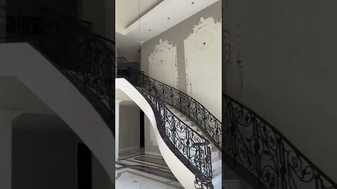 Abandoned $5M Mansion Demolished in Illinois