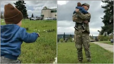 Il rincontro tra un soldato e il figlioletto