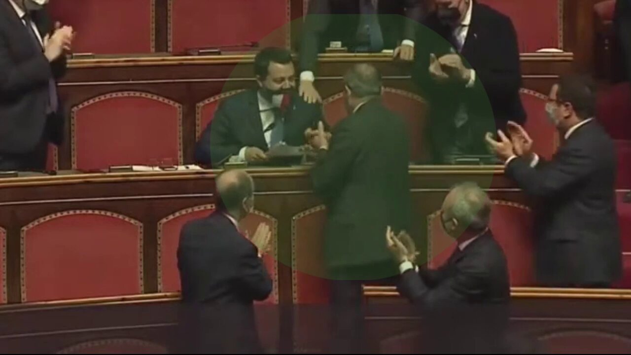 Fatela girare (la democrazia)