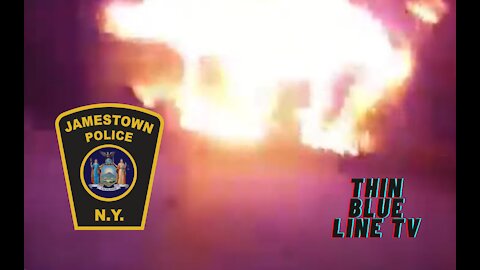 "Jump! I Got You!" - BODYCAM Shows Hero Cop Rescuing Family from Home on Fire