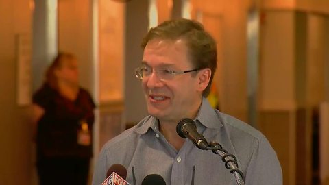 Chris Abele proposes international terminal at Milwaukee's General Mitchell Airport