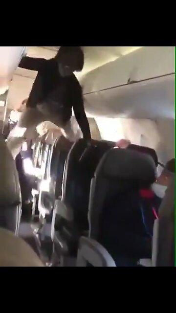 Crazy black woman public freakout