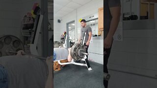 400lbs Raw paused Bench, Crazy 🤪 old man
