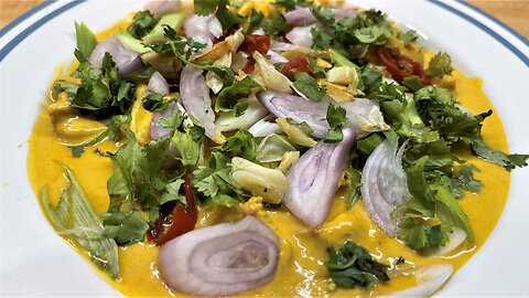 Chiang Mai Noodle Soup l Best Khao Soi Recipe l Amazing Thai Curry Noodles with Chicken-Gastro Guru