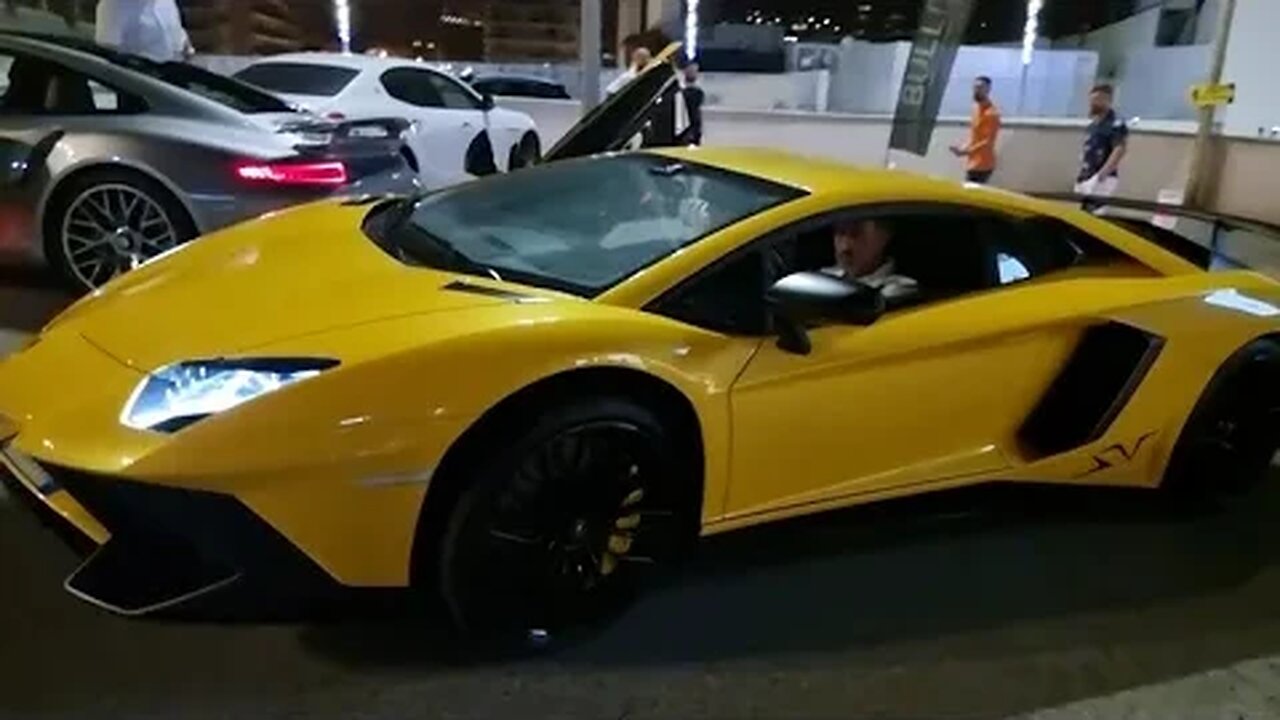 Pearl yellow Lamborghini LP750-4 SV the most brutal Aventador? [4k 60p]