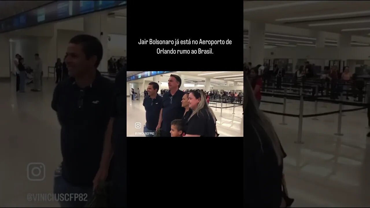 Jair Bolsonaro já está no Aeroporto de Orlando rumo ao Brasil