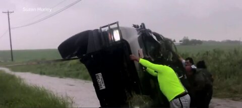 Severe storms hit TX and LA hard