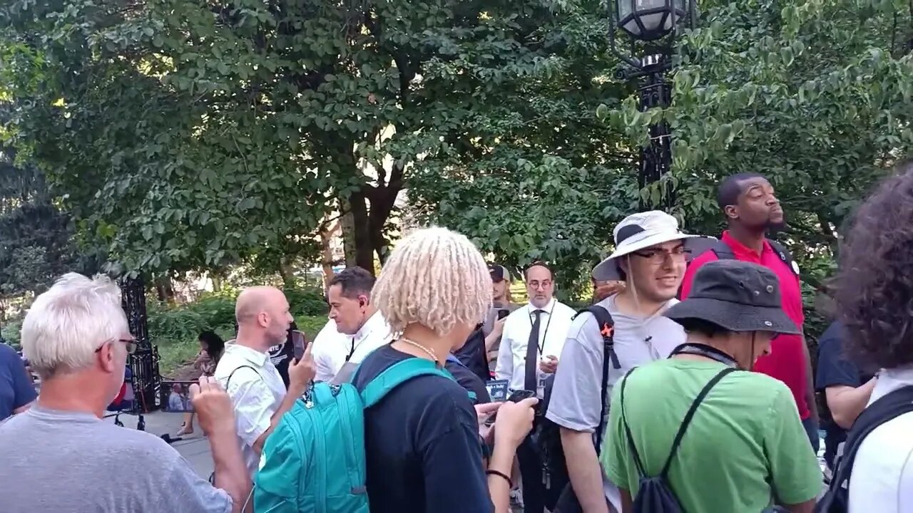 From the @thequeenslink Rally at City Hall Park. 9/6/23
