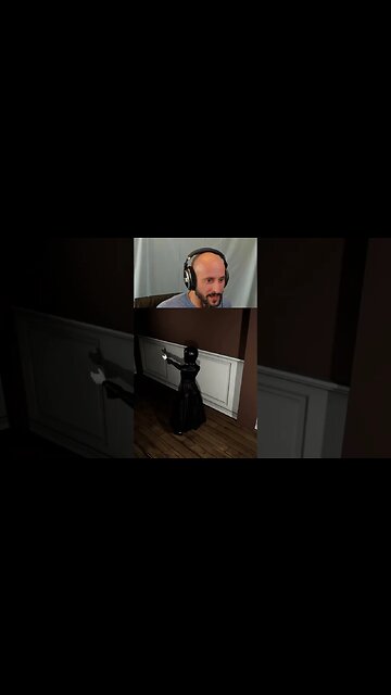 It's scary NOT to look - Emily Wants to Play