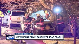 Deputies investigating deadly crash on East River Road