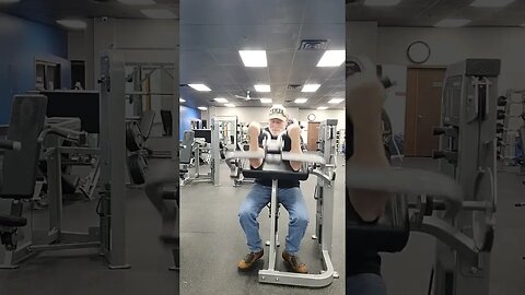 Biceps 💪 💪 Workout, Crazy 🤪 old man