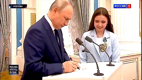 Kamila Valieva at the award ceremony in the Kremlin (2022/4K)