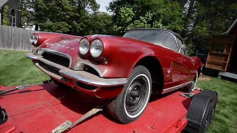 1962 Corvette comes out of 50 years hiding in barn