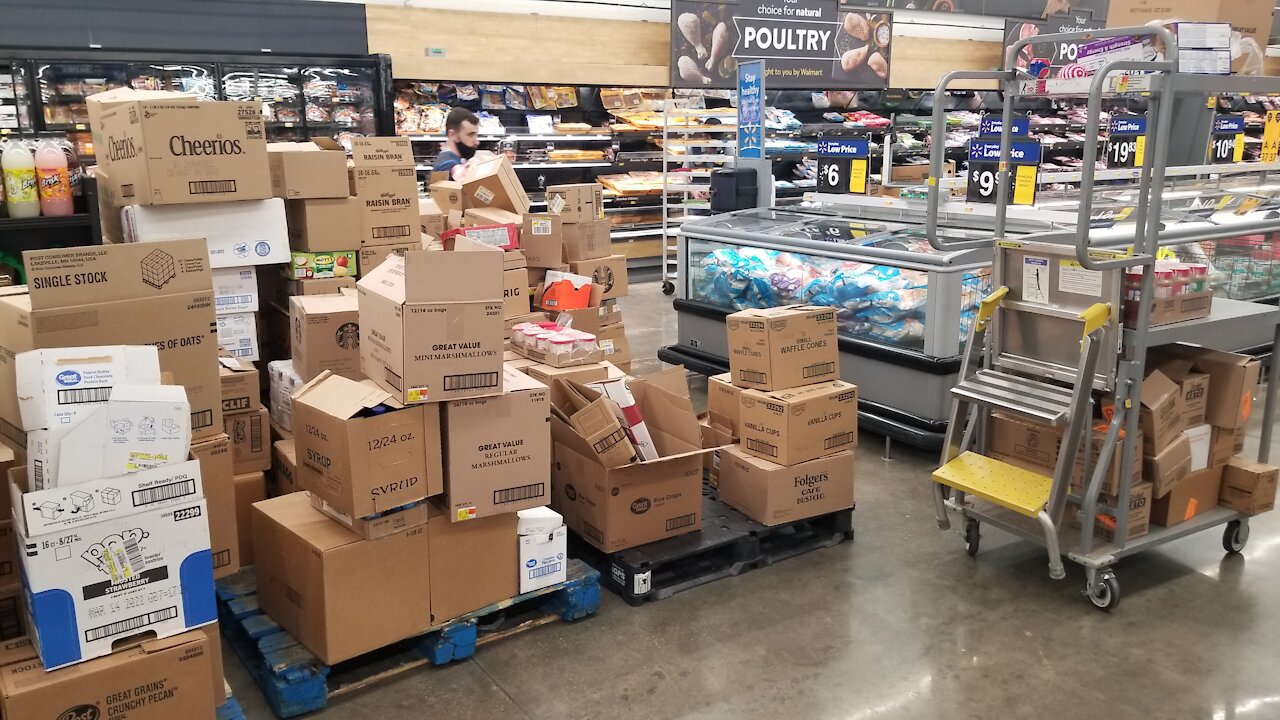 Grocery Stores Stocking Shelves during the Day Bugs Me!