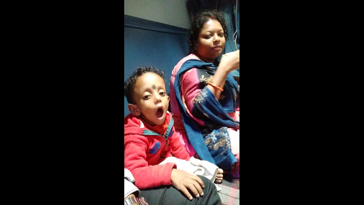 Train ki masti