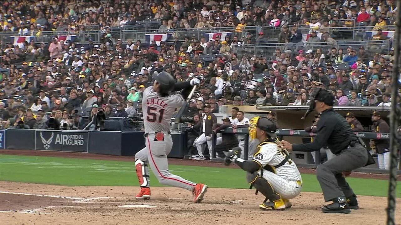 Jung Hoo Lee's first career homer