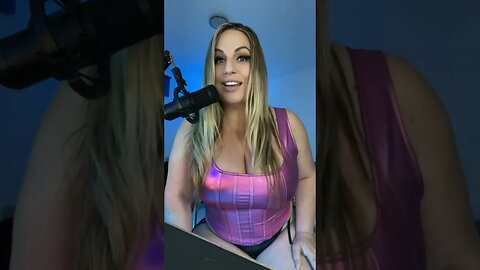 Twitch Streamer LIVE STREAM Mon-Wed-Fri 23.00 cet #happy #twitch #twitchstreamer #twitchtv