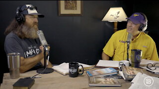 Criminal 'Duck Dynasty' Impersonators, Phil's Advice on Sex & How to Handle Temptation | Ep 126