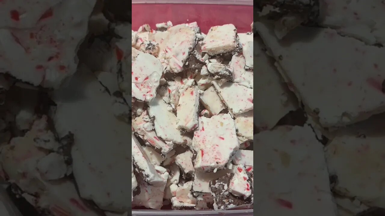 Peppermint Bark 🎄