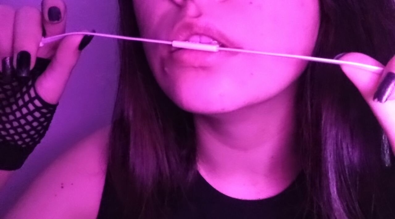 ASMR Com microfone na boca (sons de boca intensos)