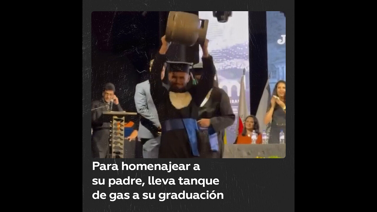 Joven lleva un tanque de gas a su graduación para honrar a su papá