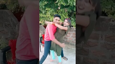 jaldi wahan se hato #viral #comedy #funny #dance