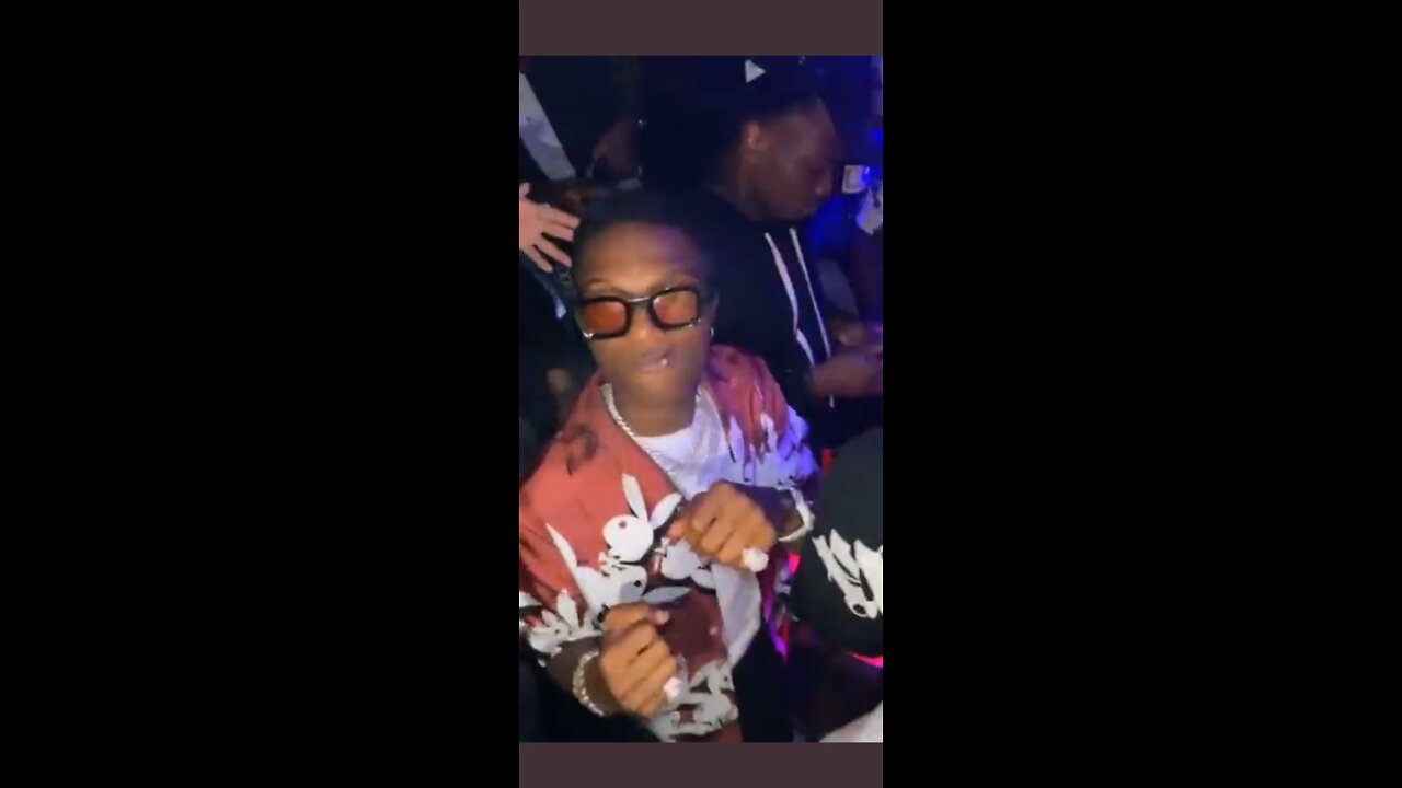 Wizkid celebrates his birthday dancing to burna boys song❤️🔥🙌🏾