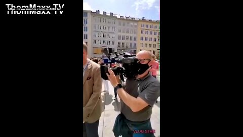 CoronaRebellen-Demo 9.5.20 (1) - Ungekürztes BR-Interview mit der Veranstalterin