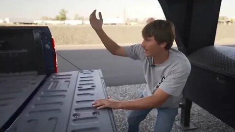 19 Year Old Starts a Trucking Business ==== 10