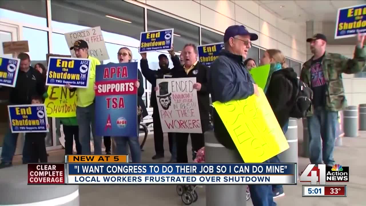 Furloughed government workers struggle to pay bills on day 35 of shutdown