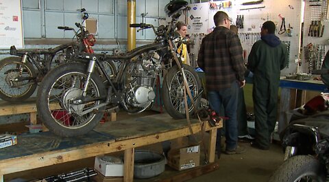 Nonprofit creates shop class for students