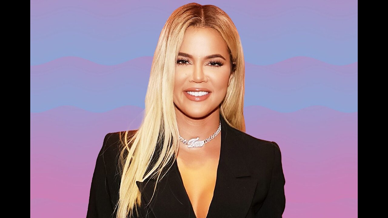 Khloe Kardashian Shows Off What’s Happening At Sister Kim’s House via Snapchat