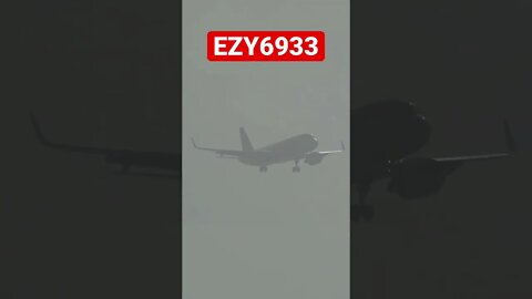 Plane Splits the Fog