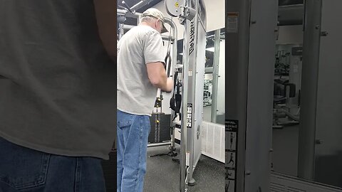 Triceps 💪 pull downs, Crazy 🤪 old man