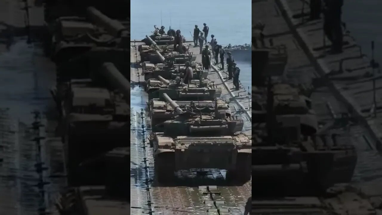 crossing tanks on pontoons