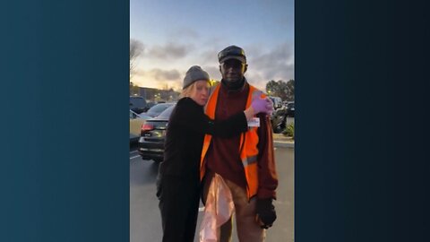 This b*tch is crazy!