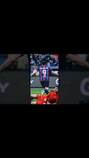 BARCELONA HUMILHA REAL MADRID!