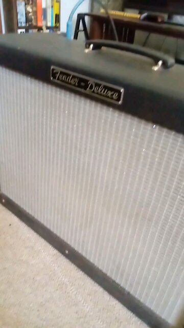 Farewell Dear Old Dusty Rusty Fender Deluxe 🙏 The Best For You is Yet to Come