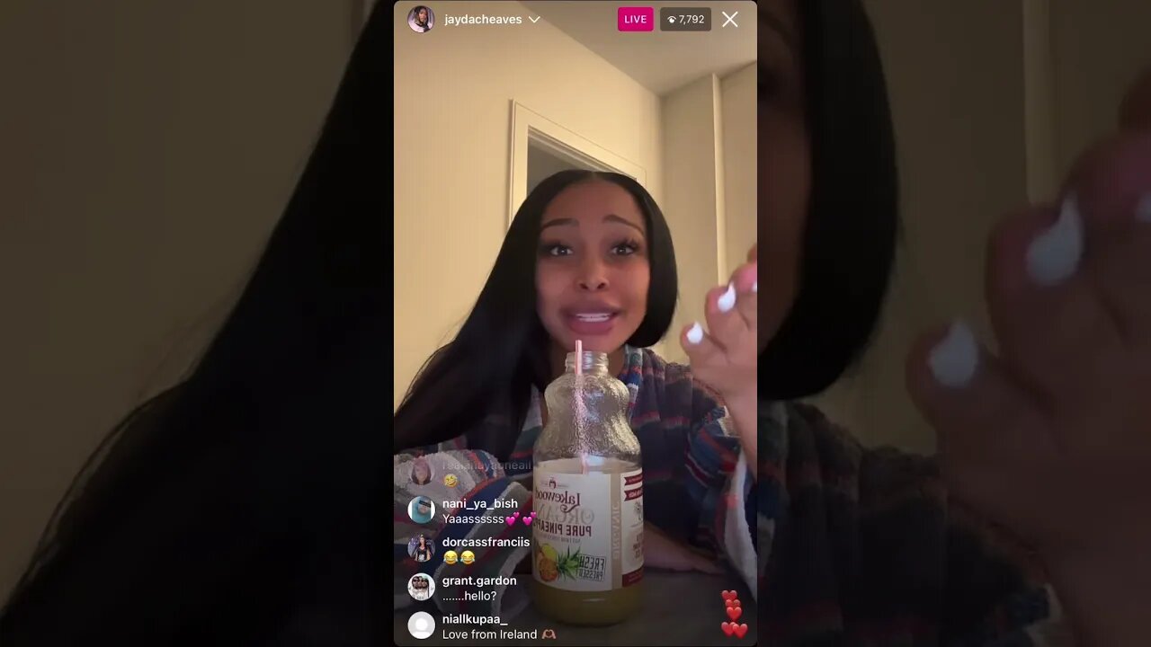 Jayda Cheaves Instagram Live. Jayda With No Make Up Natural Skin Glow, Plays Game On Live? 22.01.23.