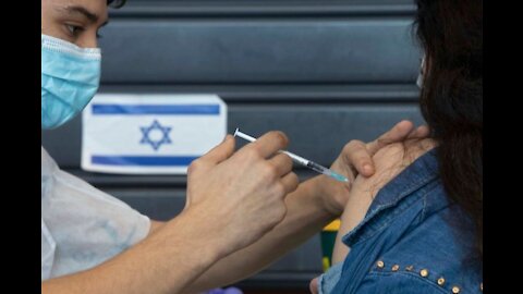 Media blackout in Israel: “When you don’t take the vaccination, your life is basically over”