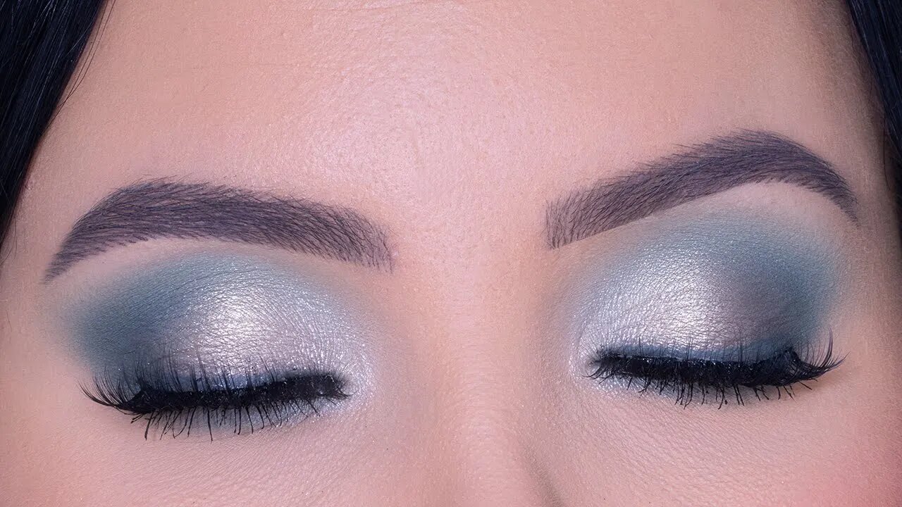 Blue Soft Glam Makeup Look: Natasha Denona Retro Glam Palette