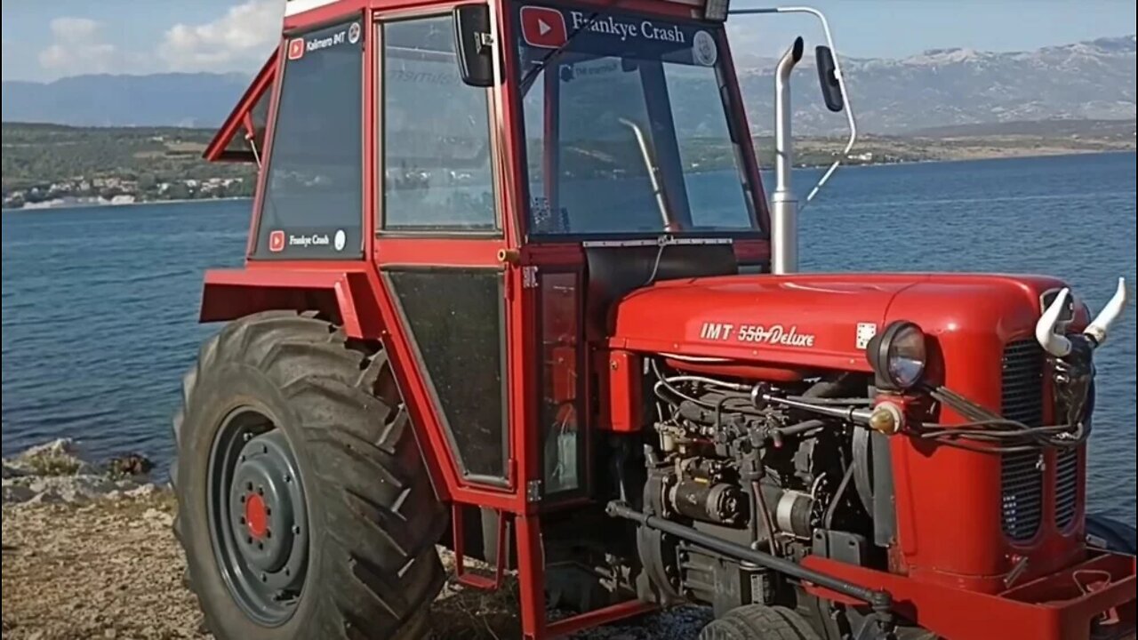 By tractor to the sea: Filmed the road to Novigrad, see what the 280 km road looked like