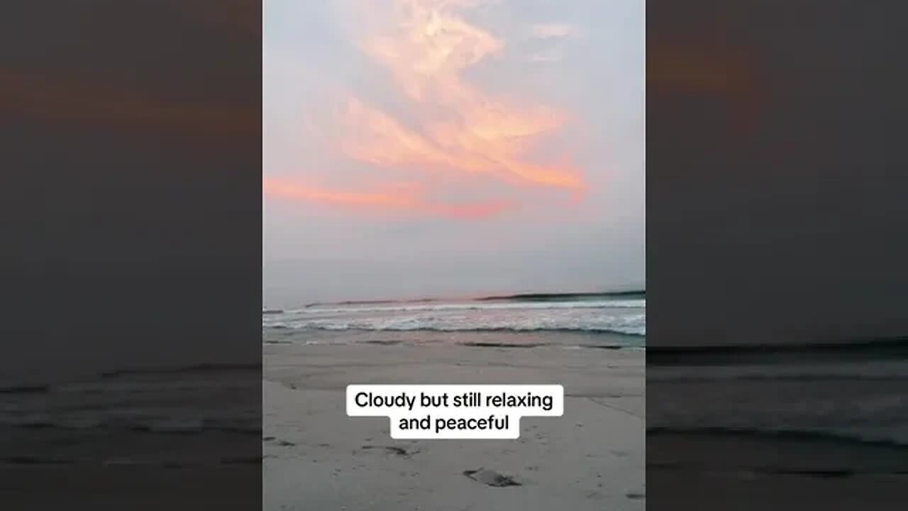 Cloudy but still relaxing and peaceful #seasideheights #relax#waves