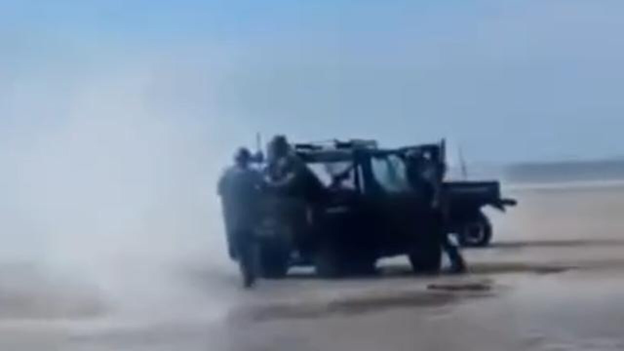 Migrants and smugglers fight with police on the beaches of Northern France