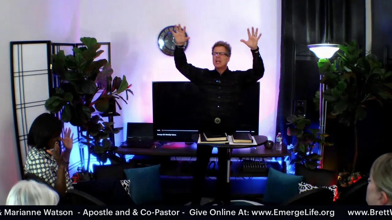 EMERGE "LIVE STREAM!"