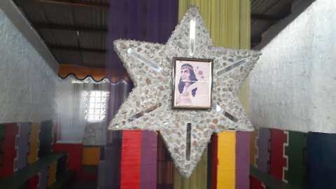 Inside Amazonas do Amanhecer temple