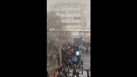 BREAKING Kazakhstan - rising prices and new lockdown measures lead to revolution!
