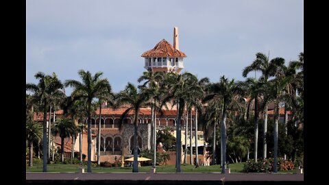 FBI Raids President Trump's Mar A Lago Home!